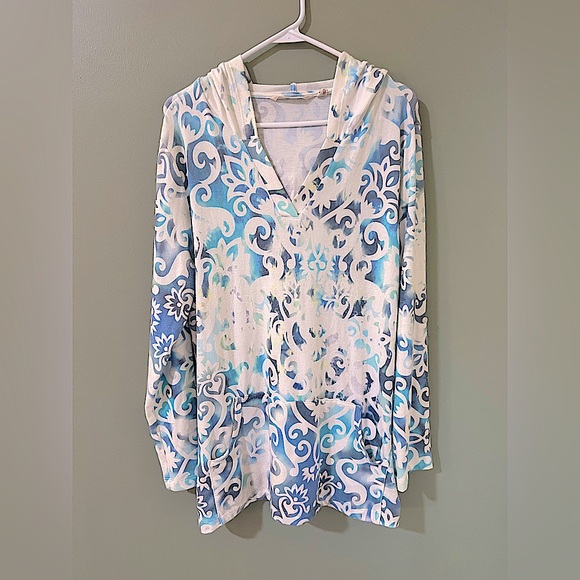 Soft Surroundings Women XL Aqua Swirl Hooded Roll Tab Pullover Top USA MADE - Picture 1 of 4